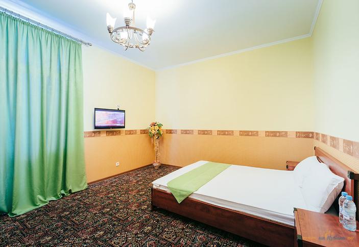 Семейный люкс четырехместный. Отель Reiss (Райс). Крым, Феодосия