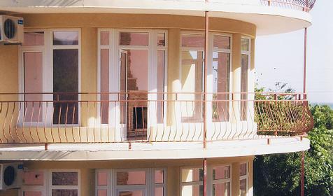 Балконы оздоровительного центра Гармония, г. Сочи, Лазаревский район, п. Якорная щель