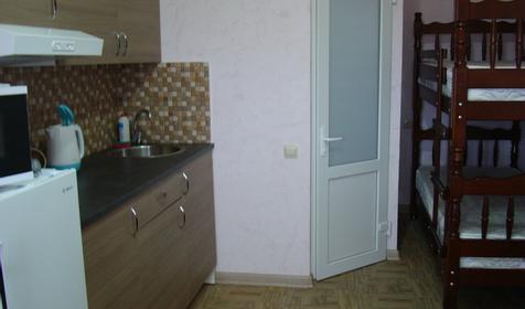 Комната с мини-кухней