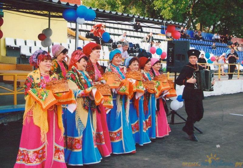 Казак фм какая волна. Фольклор Кубани.