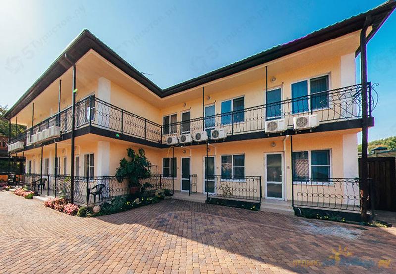 Ашамба. Ашамб шаламбы. Гостевой дом ашамба голубая бухта. Гостевой дом ашамба голубая бухта. Гостевой дом ашамба.