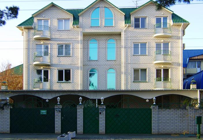 Фасад гостевого дома Мир, г. Анапа