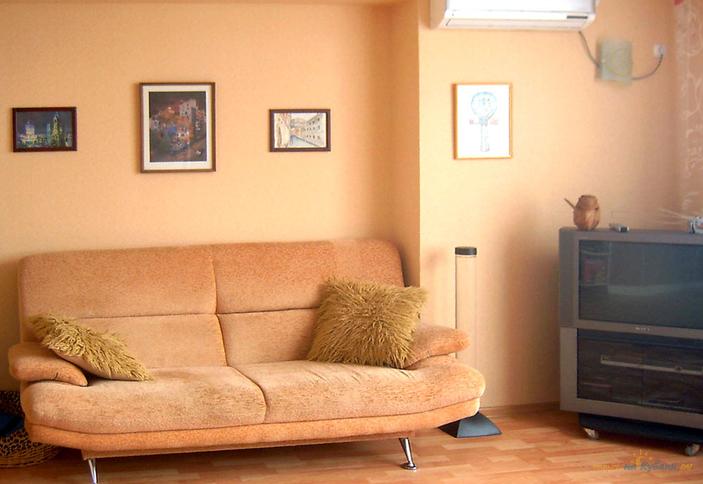 Комната в двухкомнатной квартире на ул. Терская, 79, г. Анапа