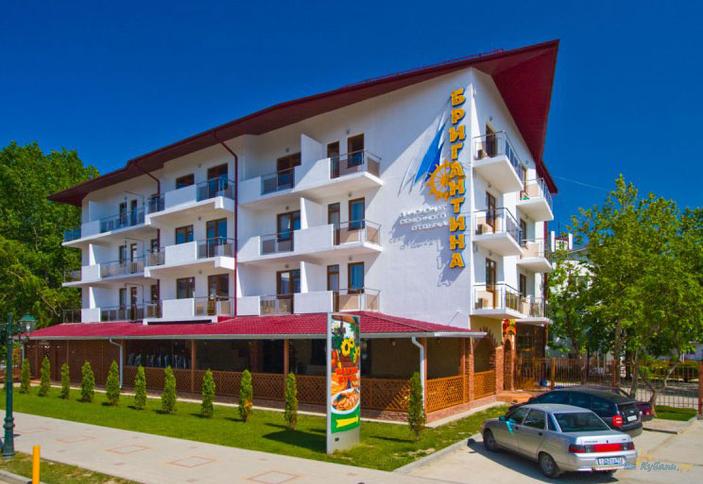 Центральный вход в один из корпусов пансионата Бригантина, г. Анапа