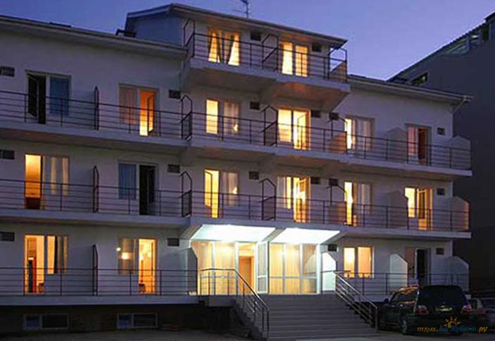 Фасад, гостевой дом Парадиз, г. Анапа, кп. Витязево