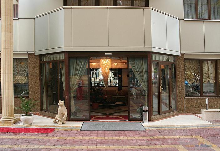 Отель Дельфин, г. Сочи, п. Лазаревское