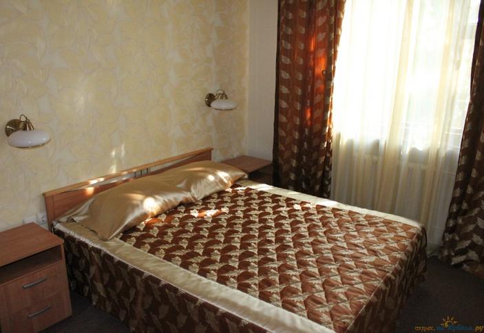 Апартаменты (трехкомнатный номер с кухней) ,Мини-гостиница Пальмира, г. Геленджик