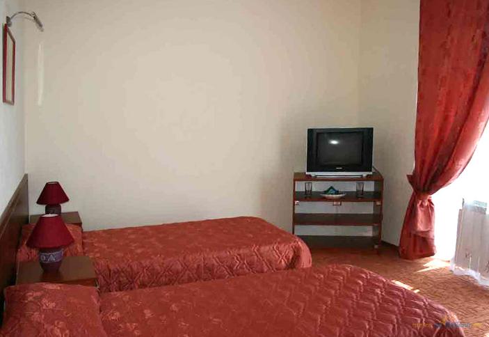 Номер, гостевой дом Ласточкино гнездо, г. Геленджик, с. Криница