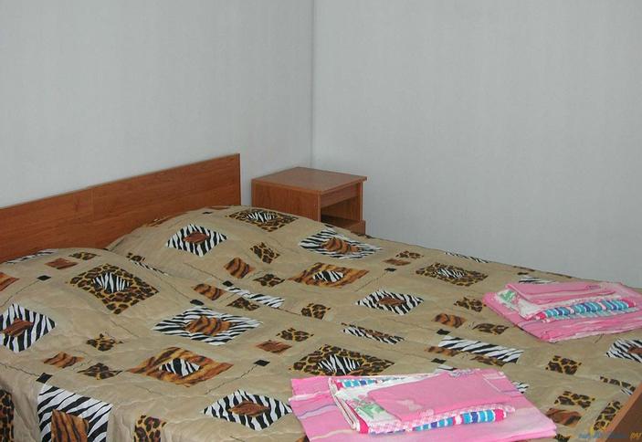 Номер, гостевой дом Южный бриз, г. Ейск
