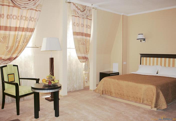 Номер Люкс гостиничного комплекса BelHotel, г. Белореченск