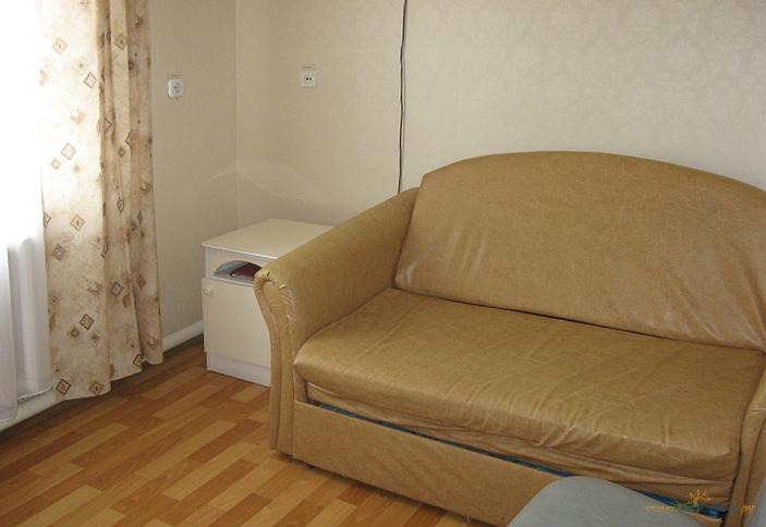 Двухместный номер пансионата Приазовье, г. Ейск