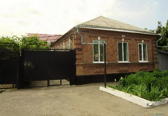 Частный дом по ул. Таманская 182, г. Ейск