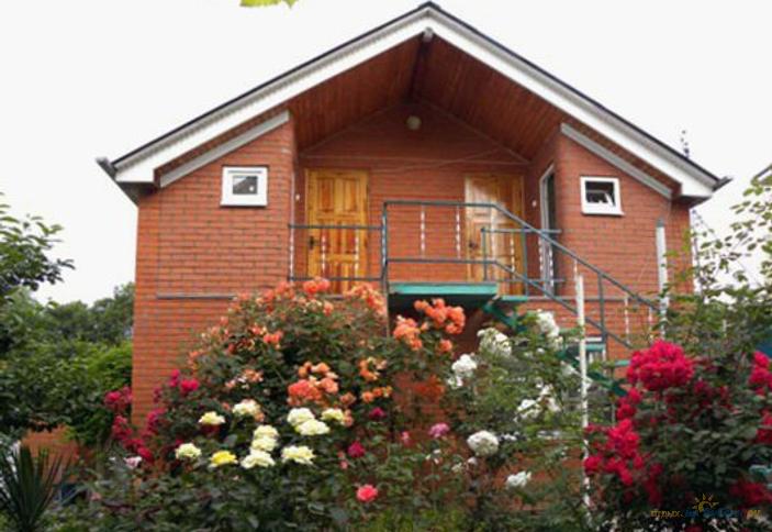 Фасад, гостевой дом Александр и Мария, г. Геленджик