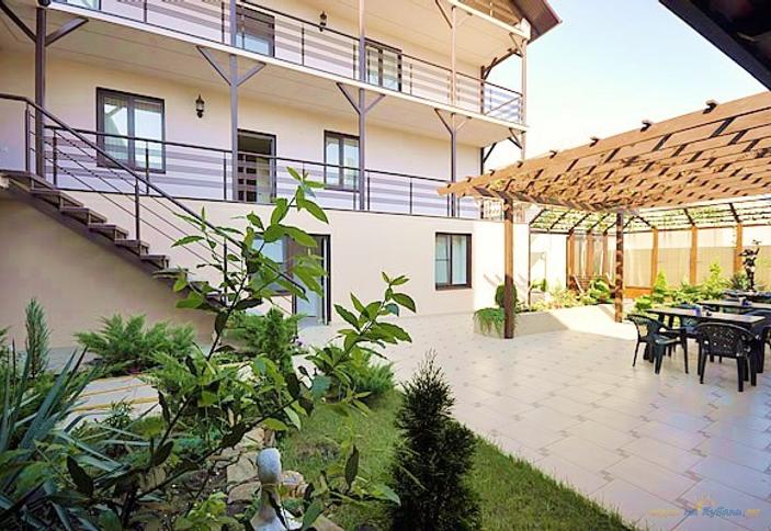 Гостевой дом Baden-Baden, г. Геленджик