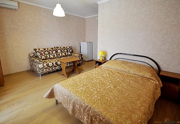 Четырехместный номер. Гостевой дом У трех гор, г. Геленджик, с Кабардинка