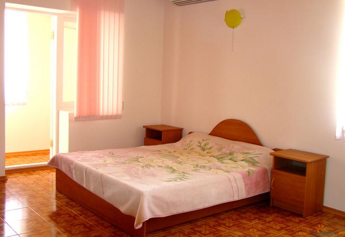 Номер люкс, гостиница Тихая гавань, п. Архипо-Осиповка