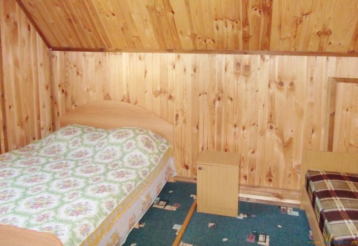 Трехместная комната, гостевой дом Амелия, п. Лоо