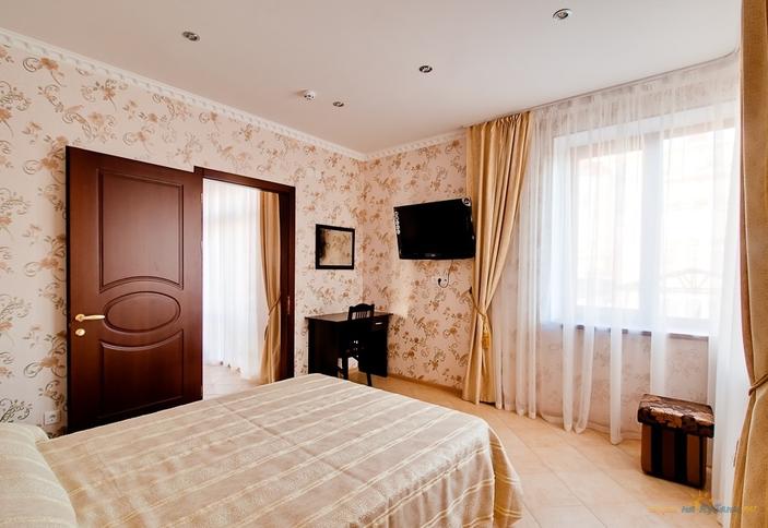 Номер люкс. Гостевой дом ЛЮБОМИР, г. Анапа, п. Витязево