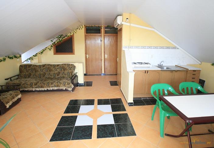 Апартаменты. Частная гостиница Атлант, г. Геленджик, с. Кабардинка