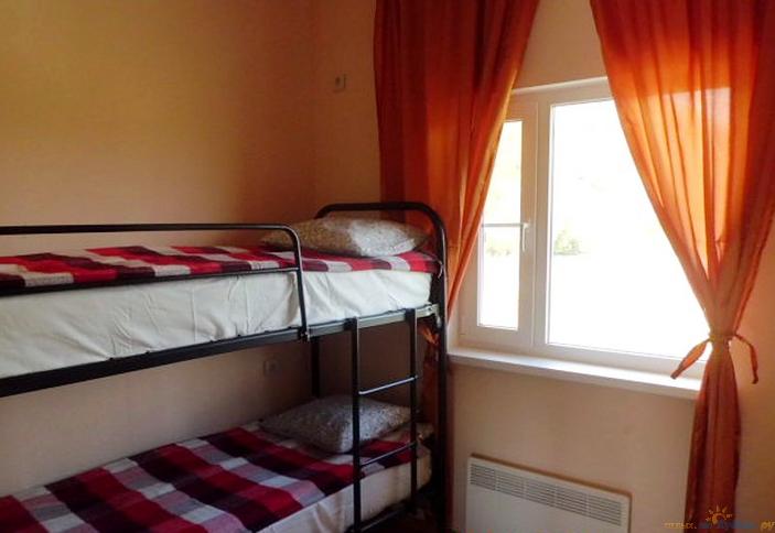 Четырехместный номер, Турбаза Предгорье. Республика Адыгея, Майкопский р-н, п. Каменномостский