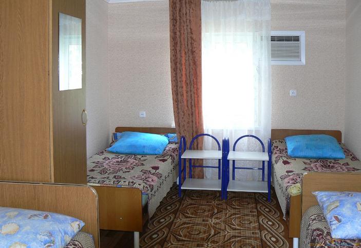 4-местный эконом, Гостевой дом Дельфин, г. Анапа, ст. Благовещенская