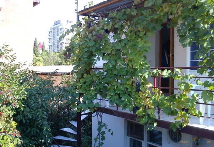 Гостевой Дом на Революционной, 27/1, г. Геленджик