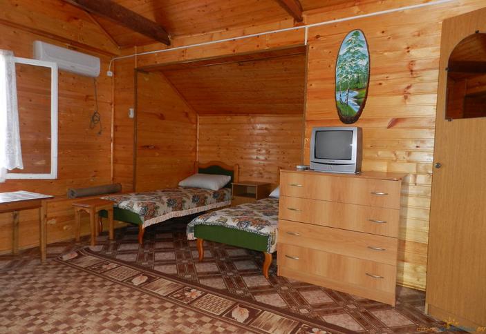 Номер эконом на 4 человека. Гостевой дом У Ивы, Темрюкский район, п. Пересыпь