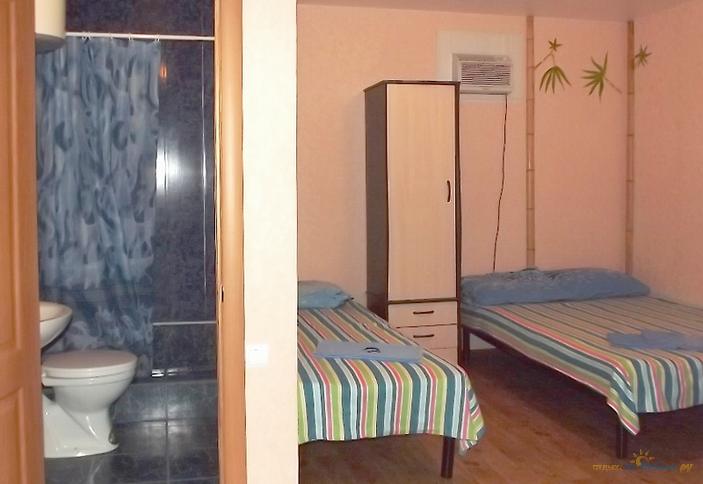 Номер. Мини-гостиница Синий кит, г. Ейск