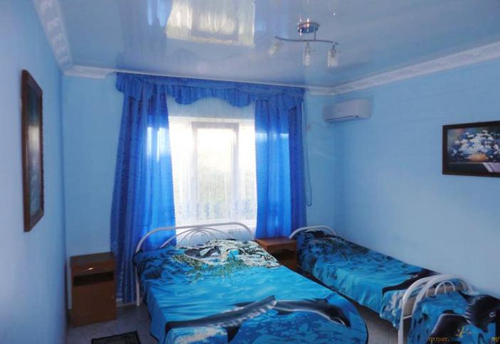 Номер люкс, частный дом На Береговой, Темрюкский р-н, п. Кучугуры