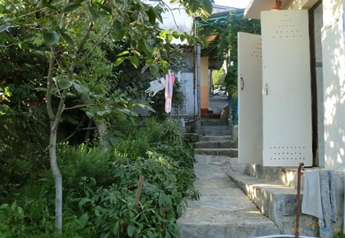 Территория. Гостевой дом BSA, г. Сочи, Лазаревский район, п. Лоо