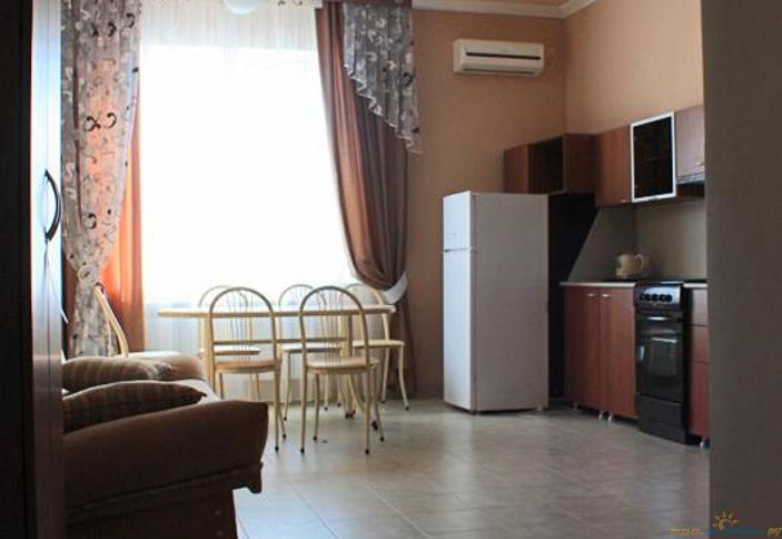 Трехкомнатный люкс с двумя балконами и видом на море