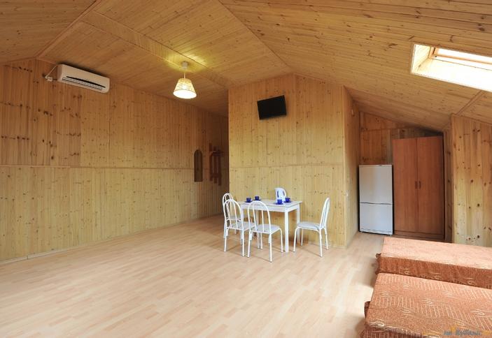 Однокомнатный четырехместный номер	