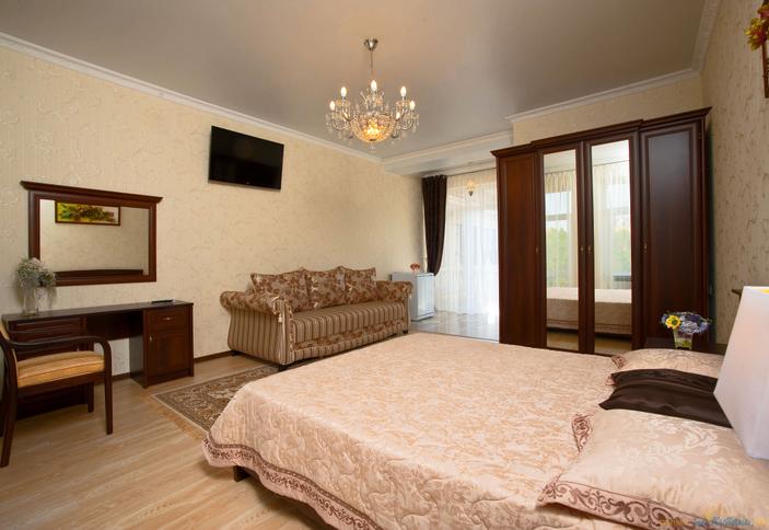 Номер. гостевой дом Де Люкс, г. Анапа