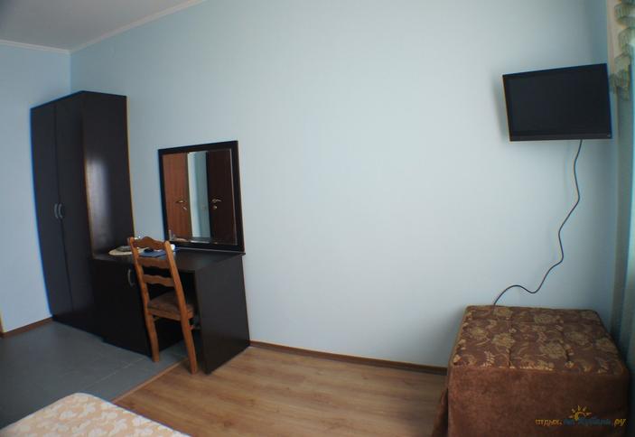 DBL (двухместный стандартный номер с видом на лес). Гостиница Олеся-Лоо, Лазаревский район, п. Лоо