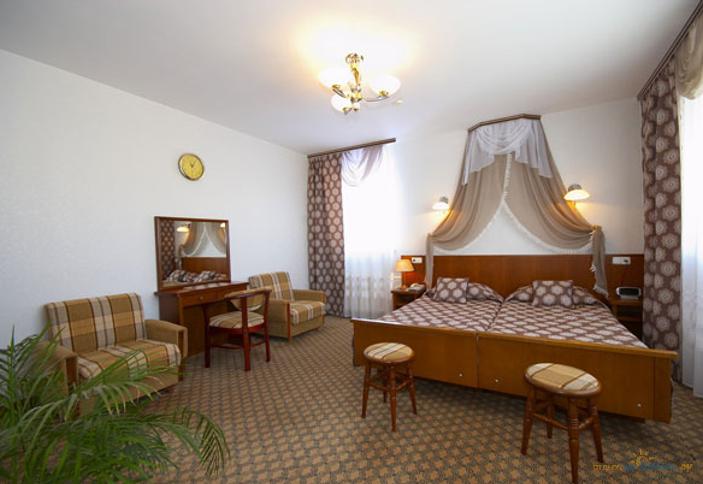 Люкс четырехместный