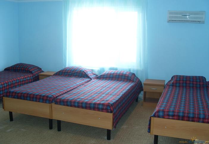 Четырехместный стандарт. Гостевой дом Азимут. Анапа. Благовещенская