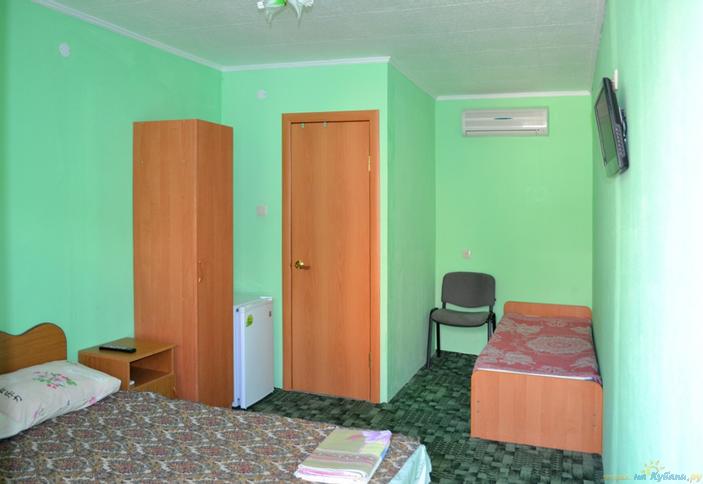 Однокомнатный номер. Гостевой дом Фантазия, г. Геленджик, с. Дивноморское