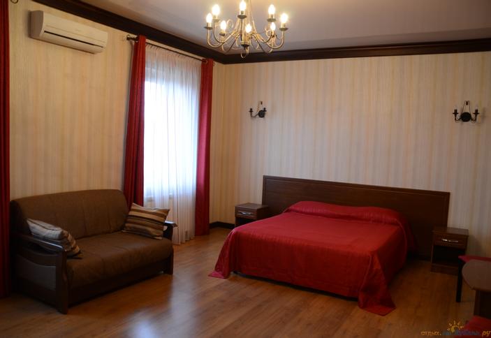 Номер Люкс. Гостевой дом Ла-Манш, г. Приморско-Ахтарск