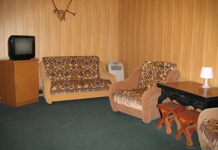 Двухкомнатный номер. Гостевой дом Поместье Батуриных, г. Анапа, п. Витязево