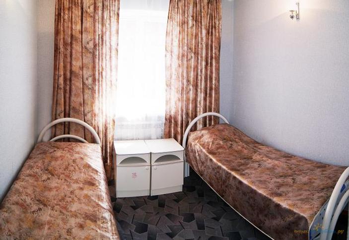 Двухкомнатный номер. Мини-гостиница Приазовочка, г. Ейск