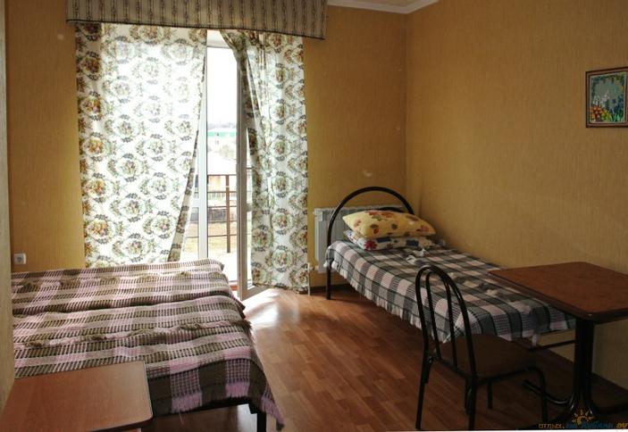 Трехместный номер. Летящая по волнам. Темрюкский р-н, ст. Голубицкая