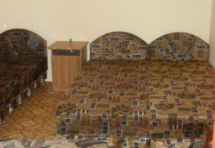 Трехместный эконом. Гостиница Аквамарин, п. Архипо-Осиповка