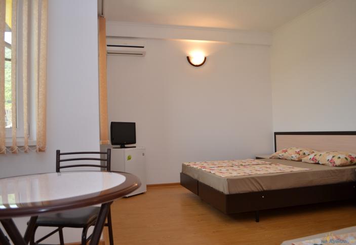 Люкс однокомнатный. Гостевой дом Солнечный дом, г. Анапа, п. Сукко