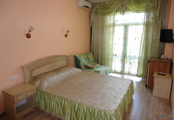 Двухместный полулюкс. Гостиница Прометей, корпус 4, с. Дивноморское