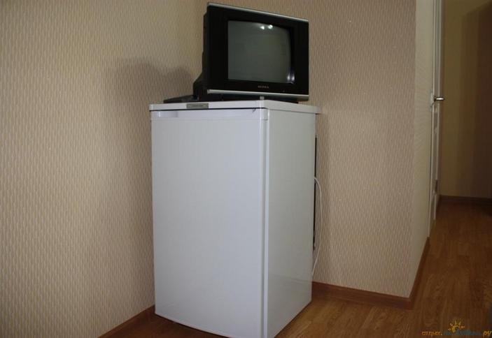 Четырехместный полулюкс. Гостевой дом Семейный, г. Ейск