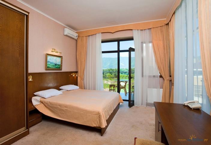 Номер Стандарт. Отель Барракуда, г. Геленджик