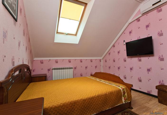 Двухкомнатный люкс, отель Эдельвейс, г. Сочи, Адлерский р-н