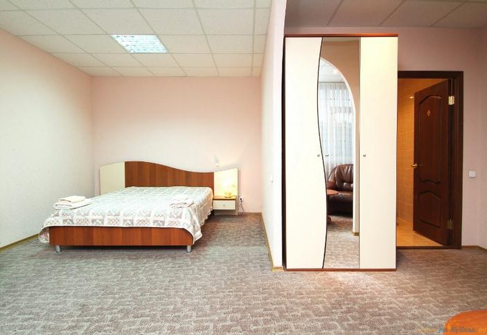 Номер Люкс. Гостиница Мир фитнеса. г. Краснодар