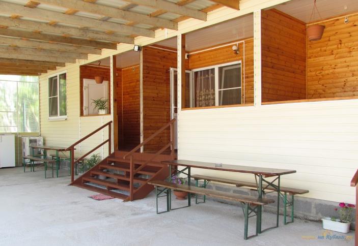 Гостевой дом Уютный дворик, г.Сочи ,п. Вардане