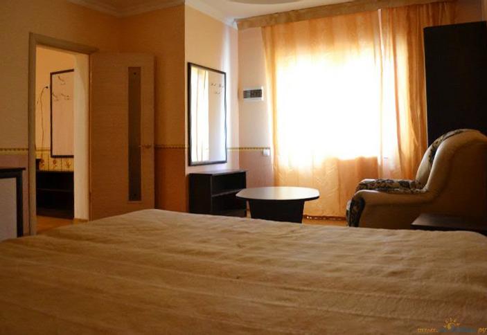 Номер люкс. Гостевой дом Ванесса. г. Геленджик, с. Архипо-Осиповка